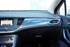 2016款别克威朗轿跑