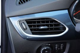 2016款别克威朗轿跑