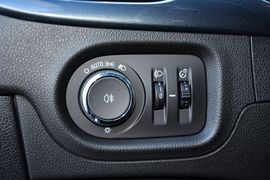 2016款别克威朗轿跑