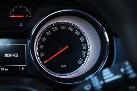 2016款别克威朗轿跑