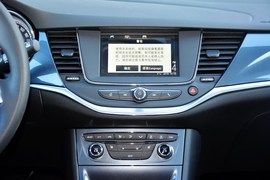 2016款别克威朗轿跑