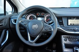 2016款别克威朗轿跑