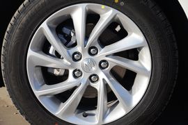 2016款别克威朗轿跑