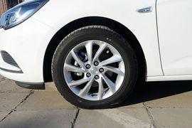 2016款别克威朗轿跑