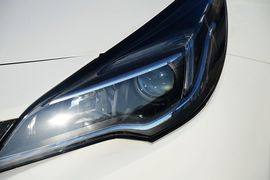 2016款别克威朗轿跑