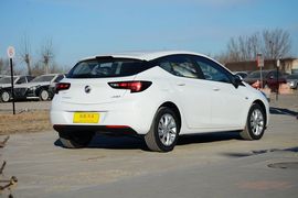 2016款别克威朗轿跑