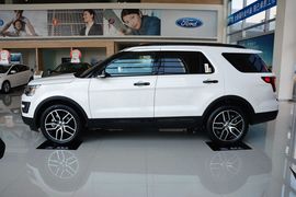 2016款福特探险者3.5T运动版