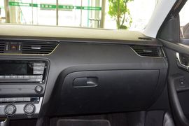 2016款斯柯达明锐1.6L自动智行版