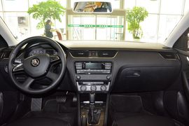 2016款斯柯达明锐1.6L自动智行版
