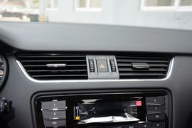 2016款斯柯达明锐1.6L自动创行版