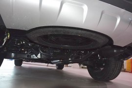 2015款吉利GX7运动版2.0L自动尊贵型