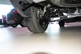 2015款吉利GX7运动版2.0L自动尊贵型