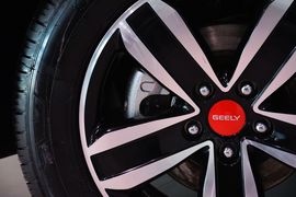 2015款吉利GX7运动版2.0L自动尊贵型