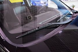 2015款吉利GX7运动版2.0L自动尊贵型