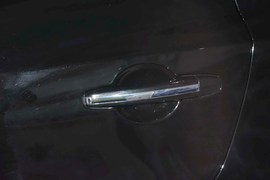 2015款吉利GX7运动版2.0L自动尊贵型