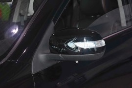 2015款吉利GX7运动版2.0L自动尊贵型