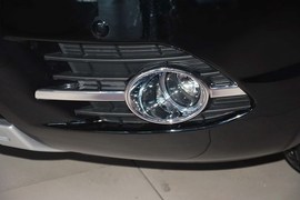 2015款吉利GX7运动版2.0L自动尊贵型