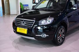 2015款吉利GX7运动版2.0L自动尊贵型