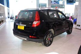 2015款吉利GX7运动版2.0L自动尊贵型