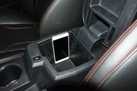 2015款吉利GX7运动版2.0L自动尊贵型