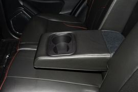 2015款吉利GX7运动版2.0L自动尊贵型