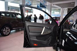 2015款吉利GX7运动版2.0L自动尊贵型