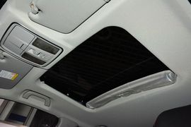 2015款吉利GX7运动版2.0L自动尊贵型