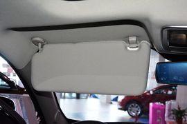 2015款吉利GX7运动版2.0L自动尊贵型