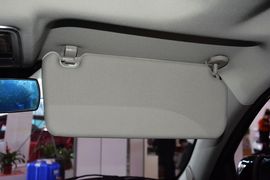 2015款吉利GX7运动版2.0L自动尊贵型