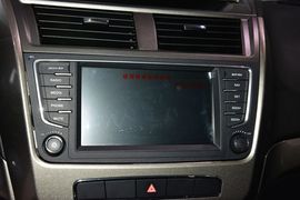 2015款吉利GX7运动版2.0L自动尊贵型