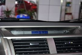 2015款吉利GX7运动版2.0L自动尊贵型