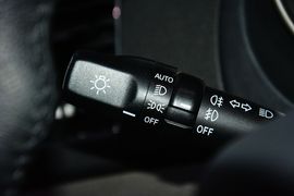 2015款吉利GX7运动版2.0L自动尊贵型