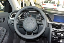 2016款奥迪A4L