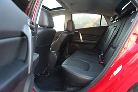 2010款马自达睿翼轿跑2.5L试驾