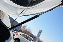 2015款铃木锋驭1.6L手动两驱精英型