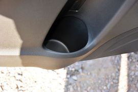 2015款铃木锋驭1.6L手动两驱精英型