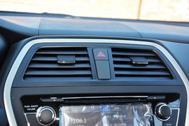 2015款铃木锋驭1.6L手动两驱精英型