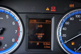 2015款铃木锋驭1.6L手动两驱精英型