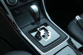 2010款马自达睿翼轿跑2.5L试驾