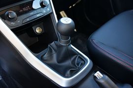 2015款铃木锋驭1.6L手动两驱精英型