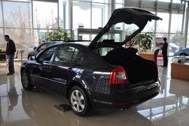 2010款斯柯达明锐2.0L手自一体