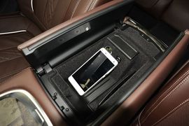 2016款宝马730Li豪华型