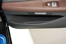 2016款宝马730Li豪华型