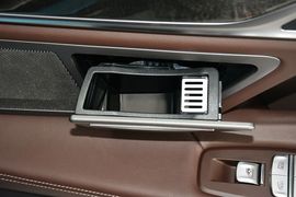2016款宝马730Li豪华型