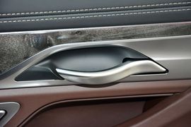 2016款宝马730Li豪华型