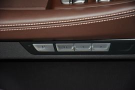 2016款宝马730Li豪华型