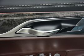 2016款宝马730Li豪华型
