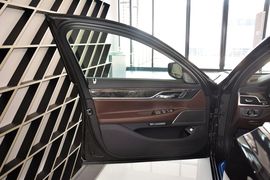 2016款宝马730Li豪华型