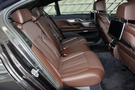 2016款宝马730Li豪华型