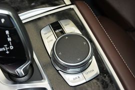 2016款宝马730Li豪华型
